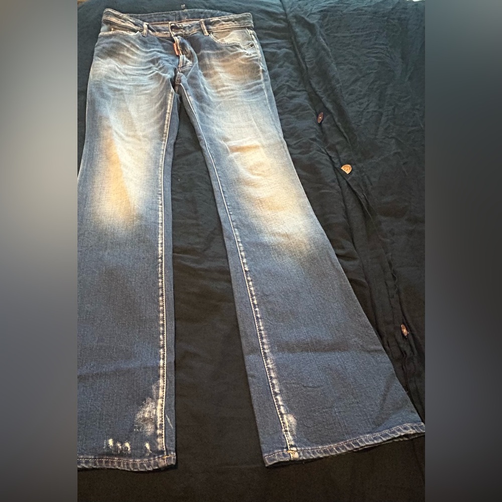 Dsquared 2
Classic Blue Women's Jeans
Size 44
